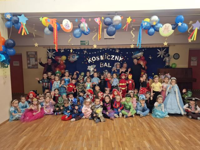 bal karnawalowy maluchy