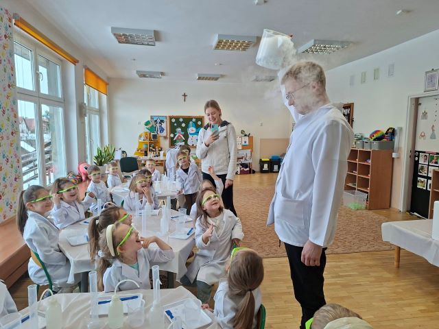 bratki na warsztatach