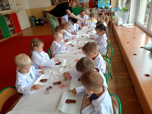 maki na warssztatach czekoladowych