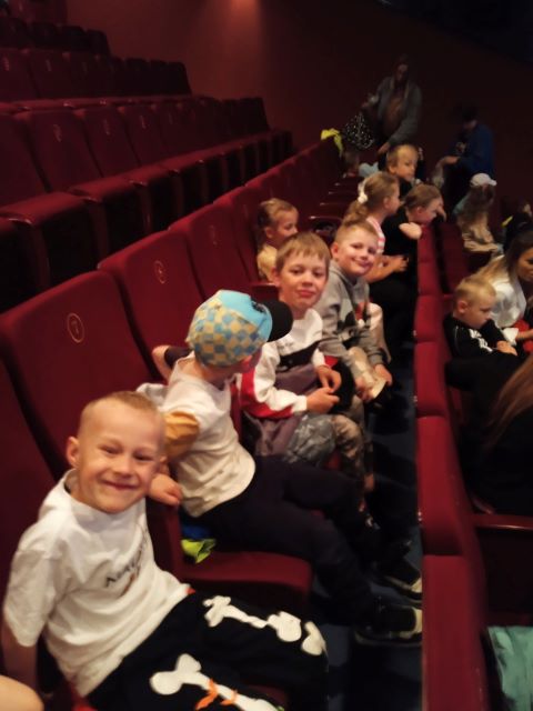 niezapominajki sztuka cyrkowa