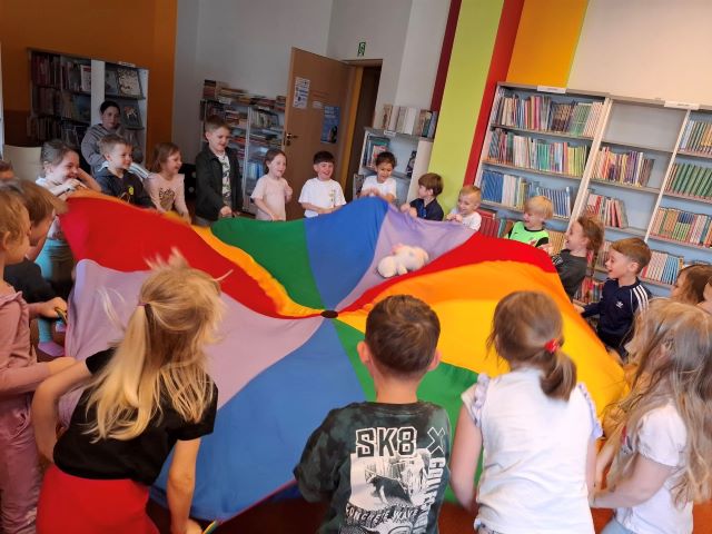 sloneczniki z chusta na dzien ziemi