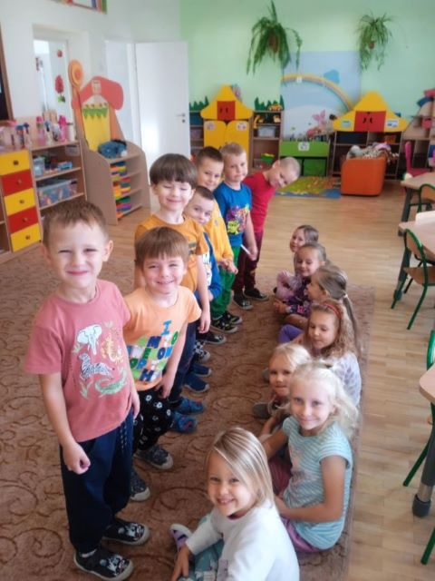 tulipanki swieto dziewczynki